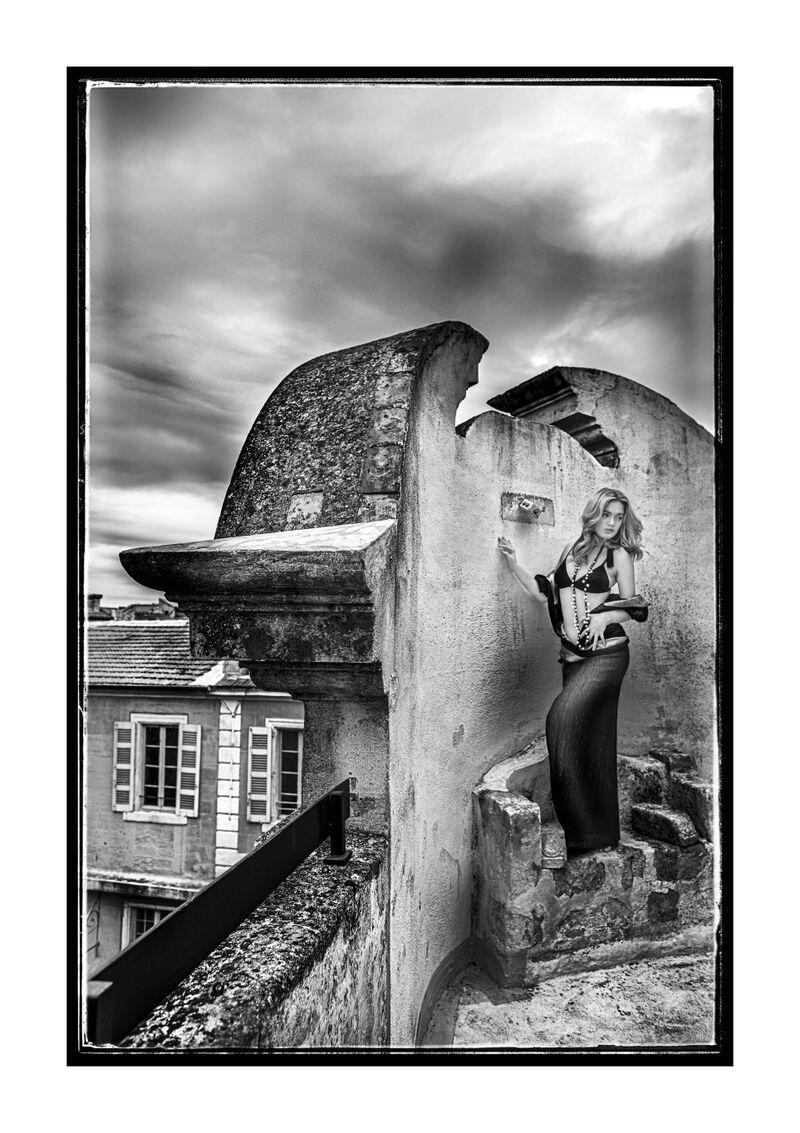 unframed